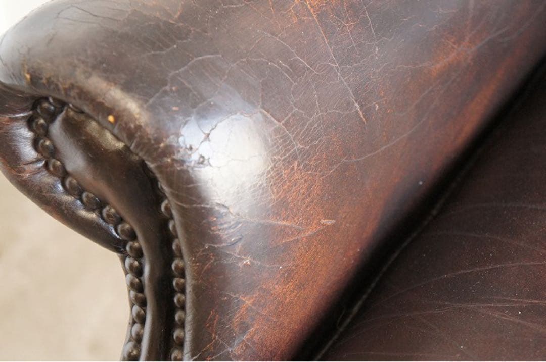 アンティークソファ　本革 ハイバックチェア チェスターフィールド ウィング
