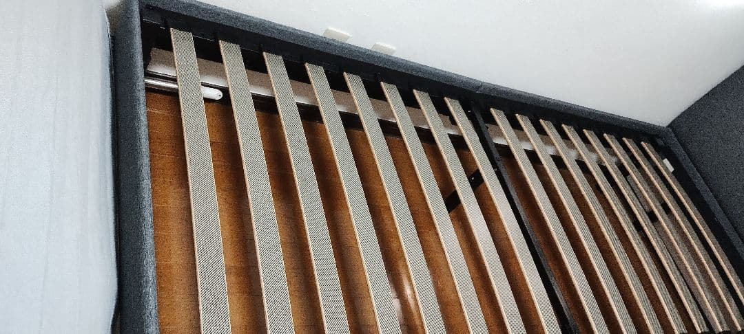 エマ　グレー クイーン　ベッド　フレーム ポケット付き　エマスリープ　emma