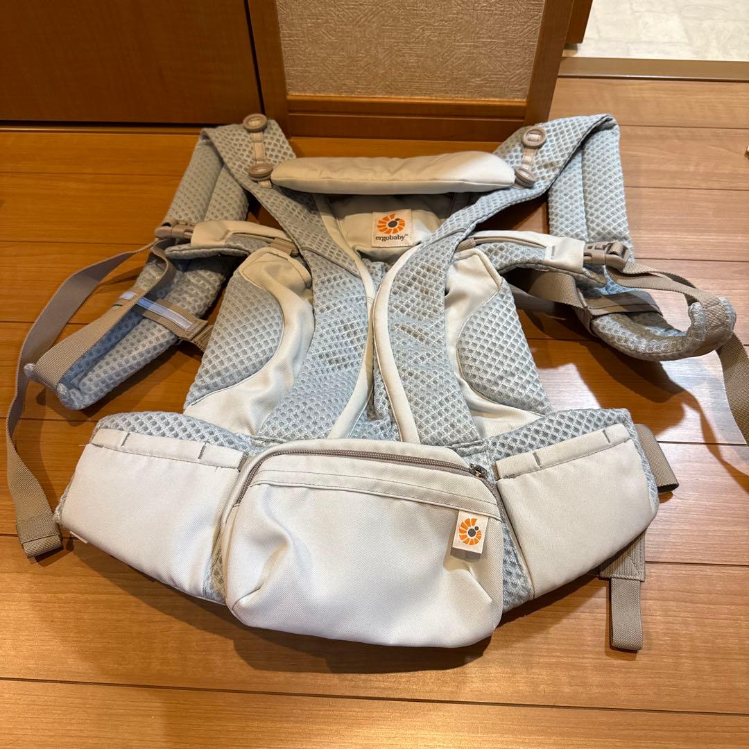 美品　ergobaby OMNI breeze 抱っこ紐
