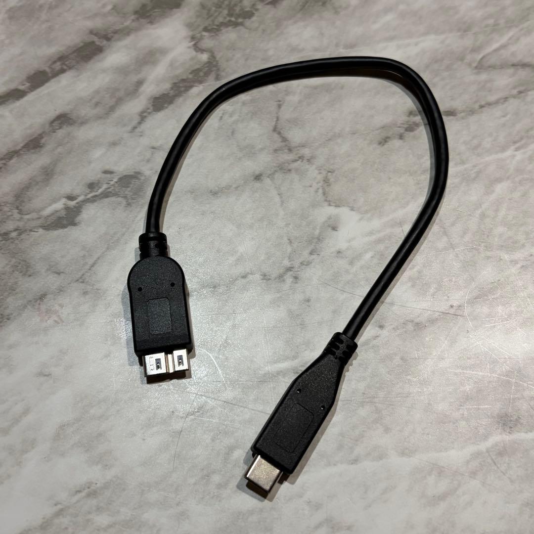 I-ODATAポータブルHDD blackred 1TB HDPX-UTSC1K