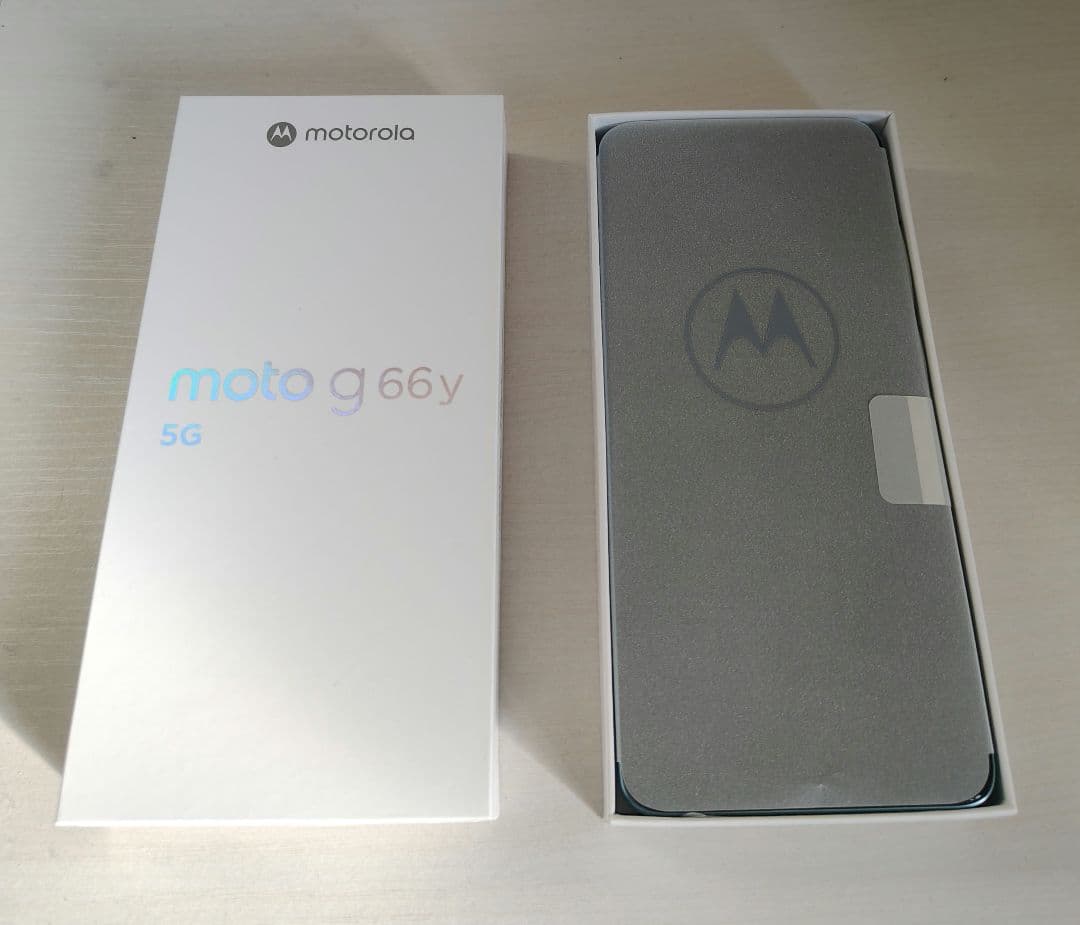箱有人気色 motorola moto g66y 5G グレーミスト