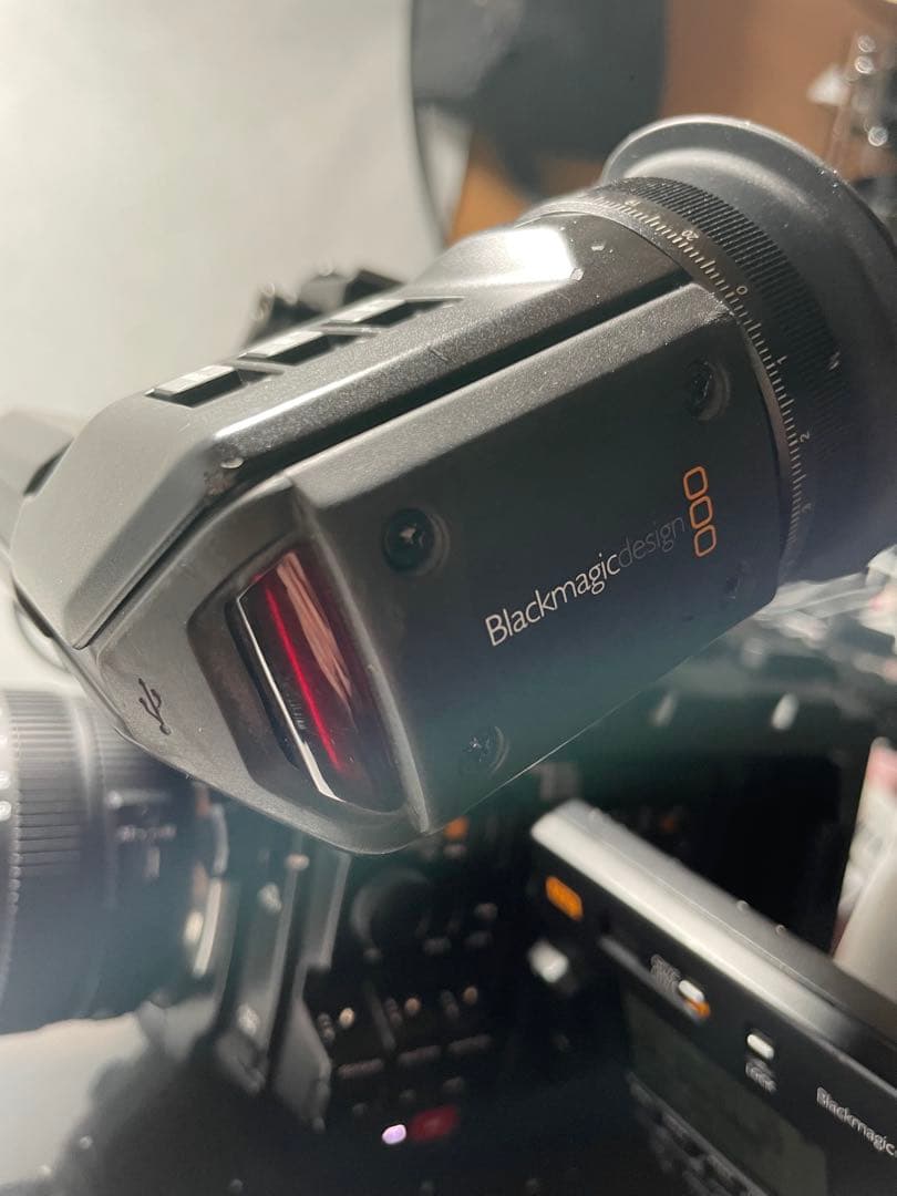 blackmagic viewfinder ursa mini 用