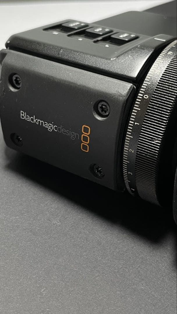 blackmagic viewfinder ursa mini 用