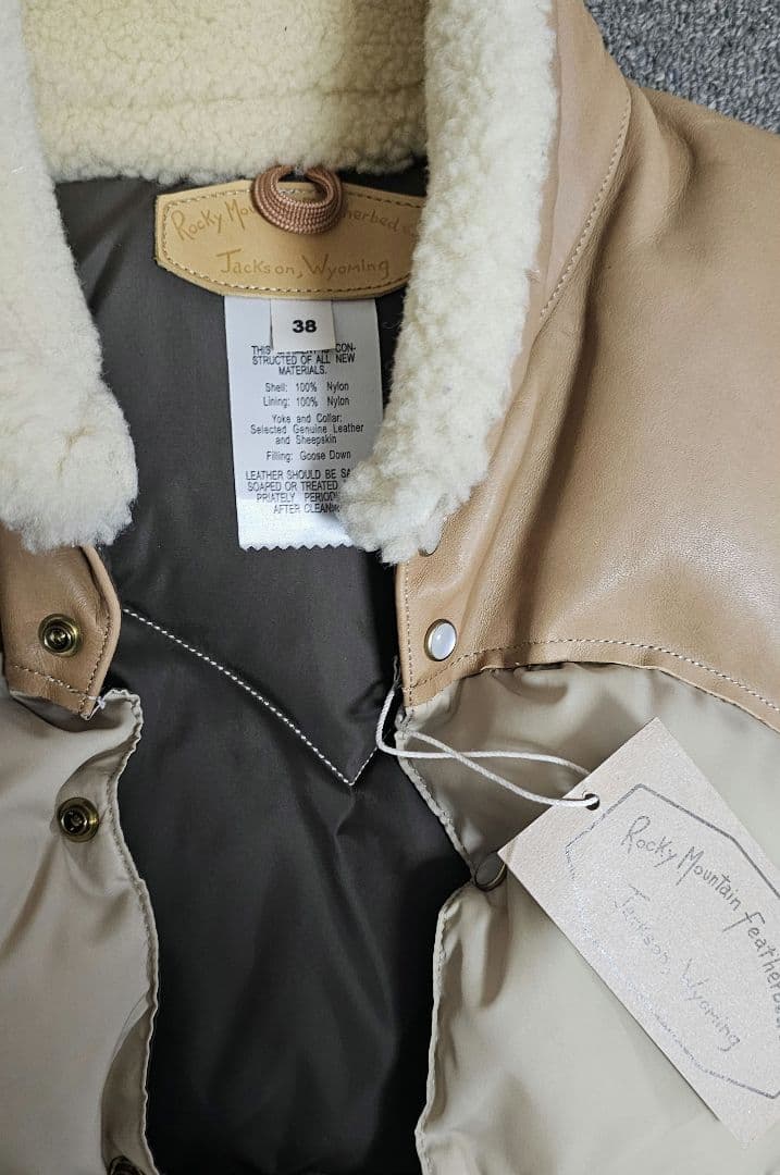 ロッキーマウンテンフェザーベッド、クリスティー38超美品タグ付き。