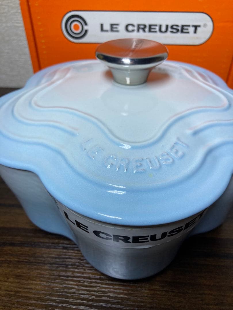 レア　廃盤　ルクルーゼ ココットフルール　パウダーブルー　新品未使用品