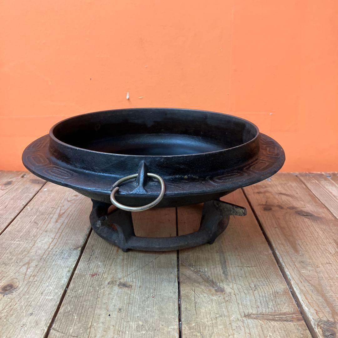 D-５ 南部鉄器 すき焼き鍋 いろり鍋 囲炉裏 五徳 鉄鍋 和食器 骨董