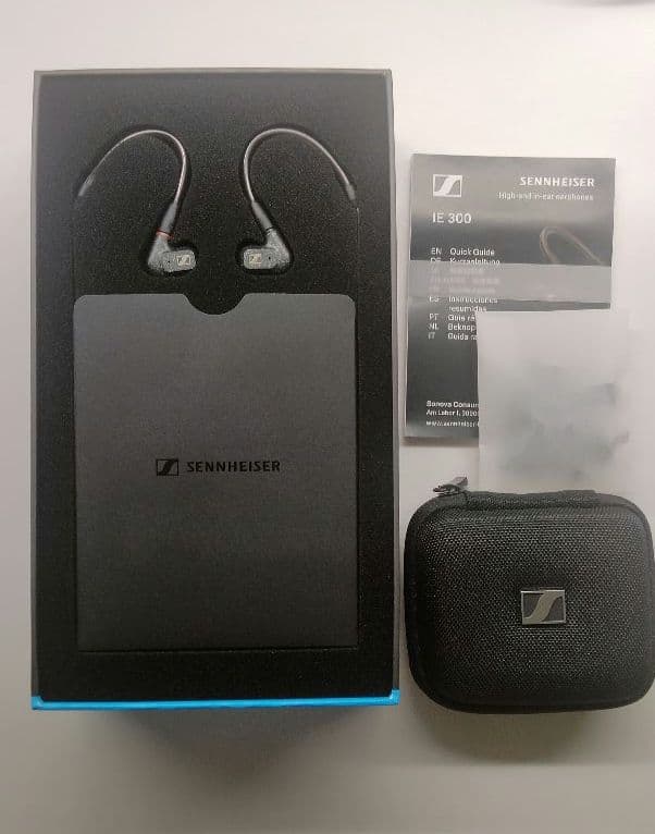 【極美品】ゼンハイザー イヤホン IE 300 4.4mmバランスケーブル付