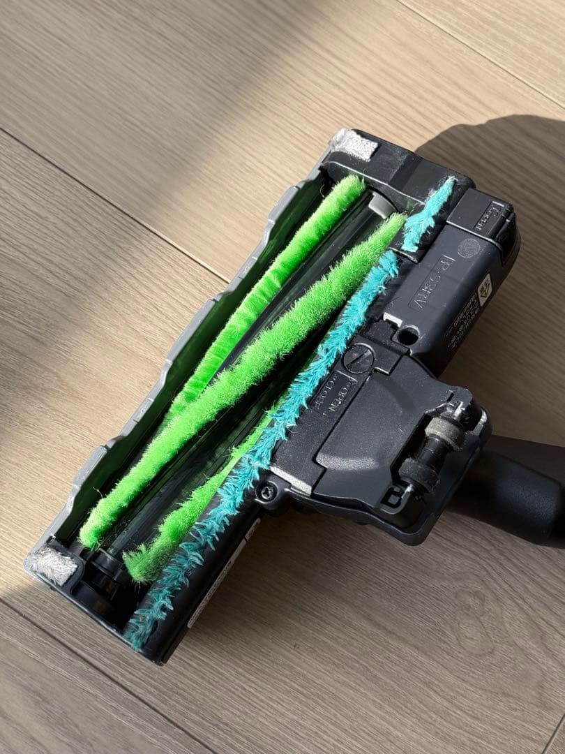 シャープ コードレス掃除機 EC-AR7