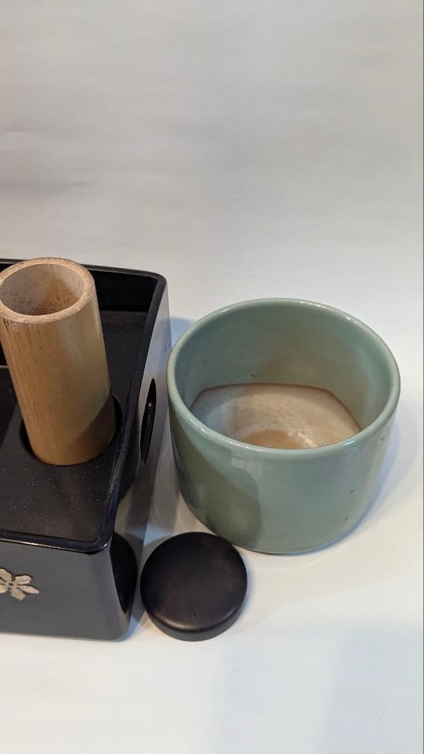 茶道具 木製黒塗 螺鈿 煙草盆一対 青磁火入 細密細工 茶懐石 漆　骨董　登月峯