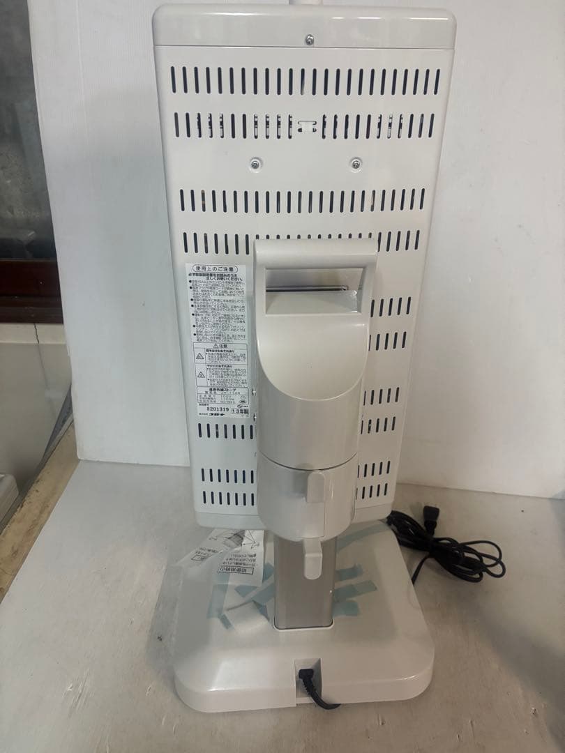 【ほぼ未使用‼️】コロナCORONA 遠赤外線コアヒート JH-11AR-SS