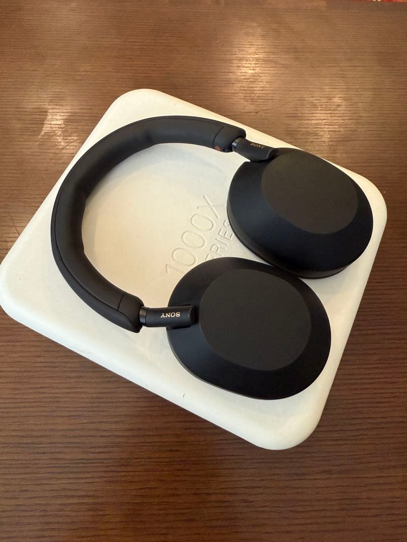 三年保証付き！SONY WH-1000XM5 ブラック ワイヤレスヘッドホン