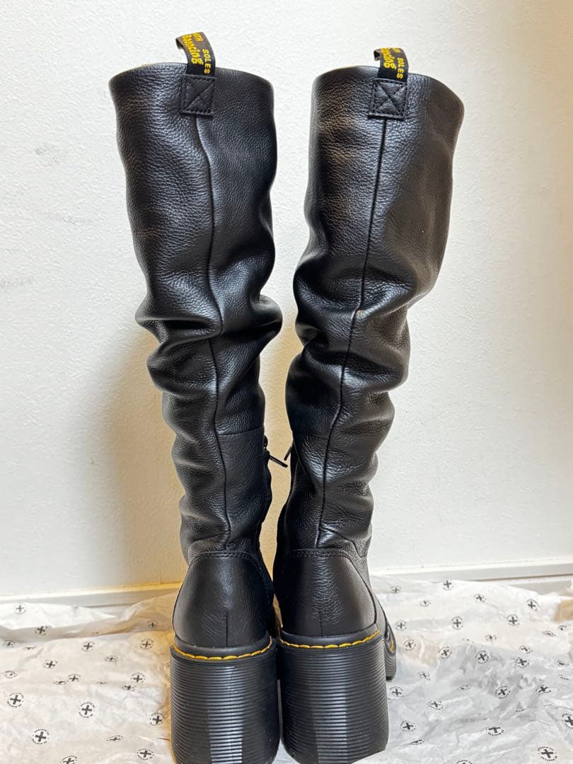ドクターマーチン　KASEY プル オン ブーツ　ロングブーツ