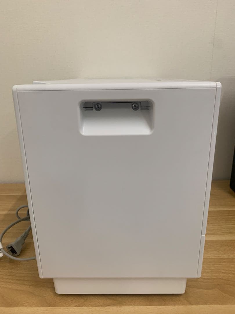 ハイブリッド方式除湿機 パナソニック 衣類乾燥除湿機 F-YHX90B-W 美品