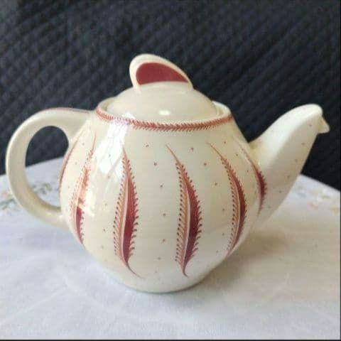 ほぼ未使用、スージークーパー「ピンクファーン」二人用ティーセット、９点セット