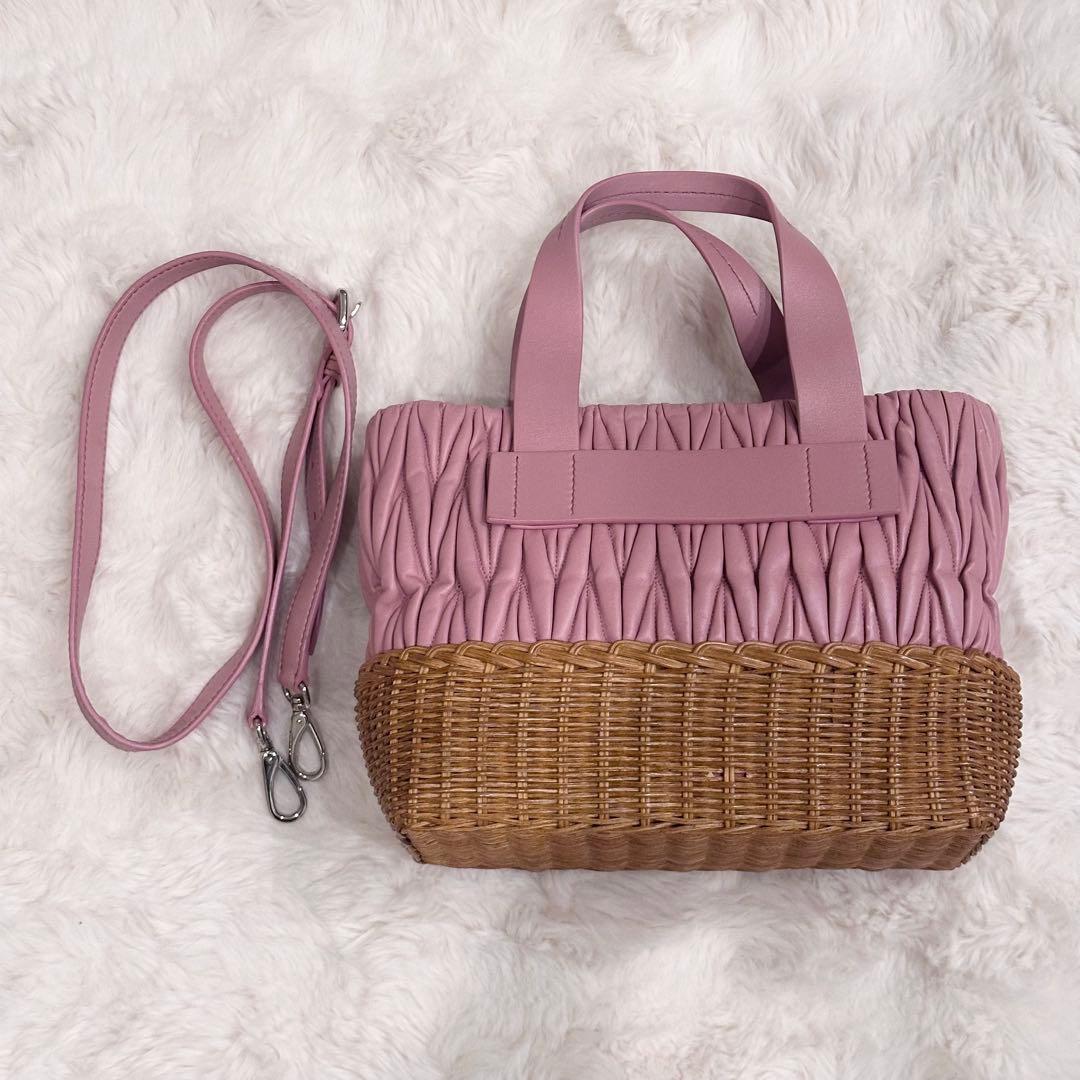 【MIU MIU】マテラッセ×ラタン かごバッグ