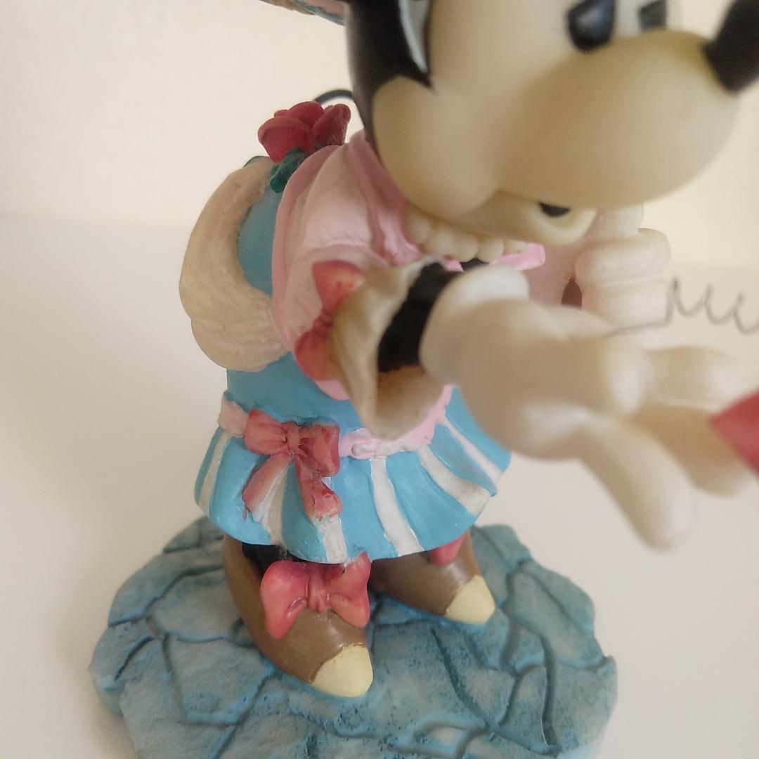 ミッキーマウス ・ ミニーマウス　　　　　エネスコ　フィギュア