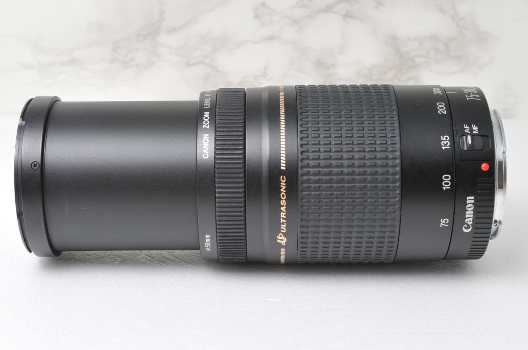 望遠レンズ❣️Canon⭐️EF 75-300mm F4-5.6 Ⅱ USM