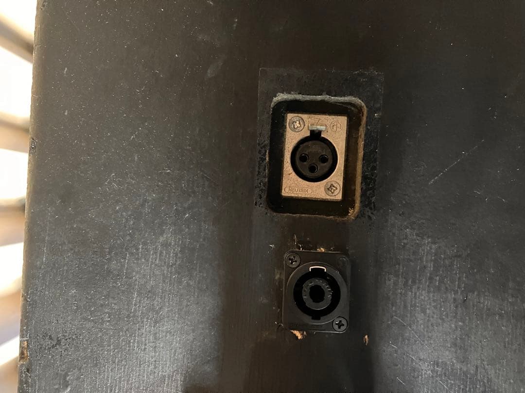 Martin Audio 215 mk3 エンクロージャーのみ 38cm×2発②