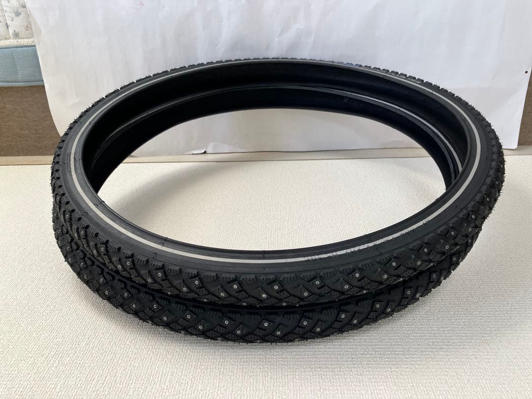 SCHWALBEマラソンウインタープラス 26HE×1.75