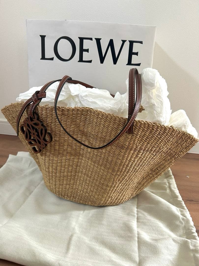 【新品】LOEWE かごバック　シェルバスケット　スモール　アナグラム