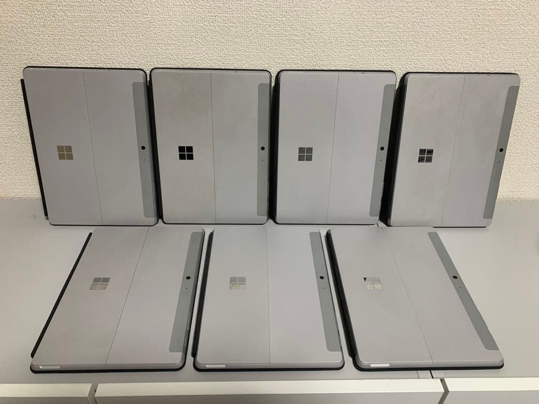 高*田様 再出品　surface go 1824 128GB 7台+オマケ　ジャ