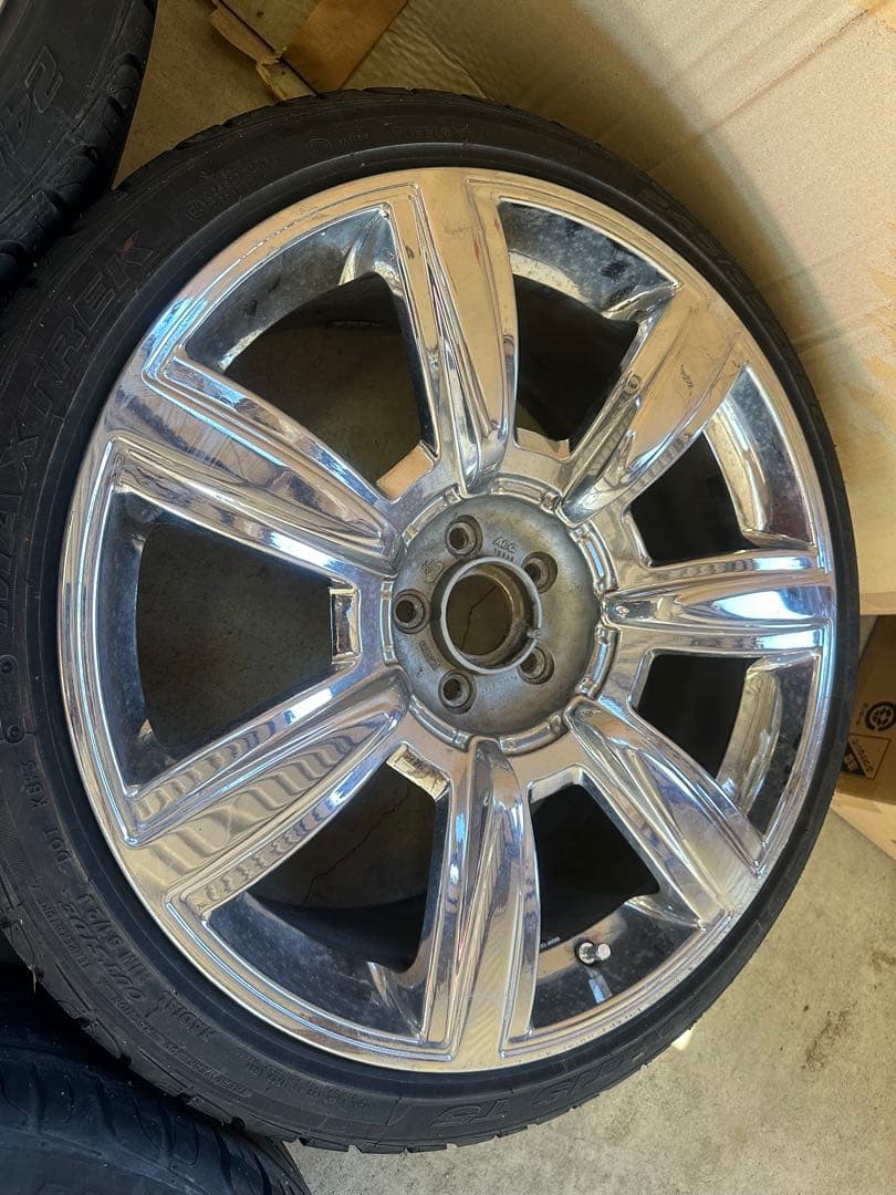 ベントレー純正ホイール