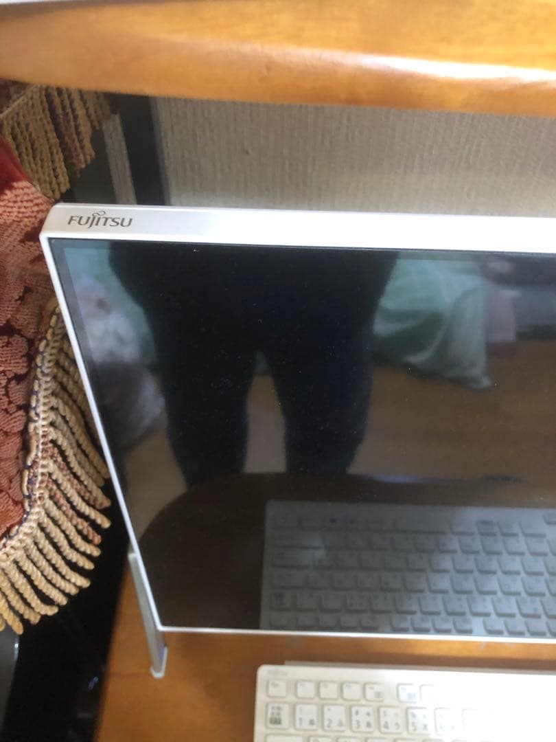 FMV ESPRIMO FH52/D3 ホワイト