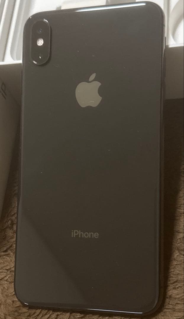 中古 SIMフリー iPONE XS MAX 箱、イヤホン付き