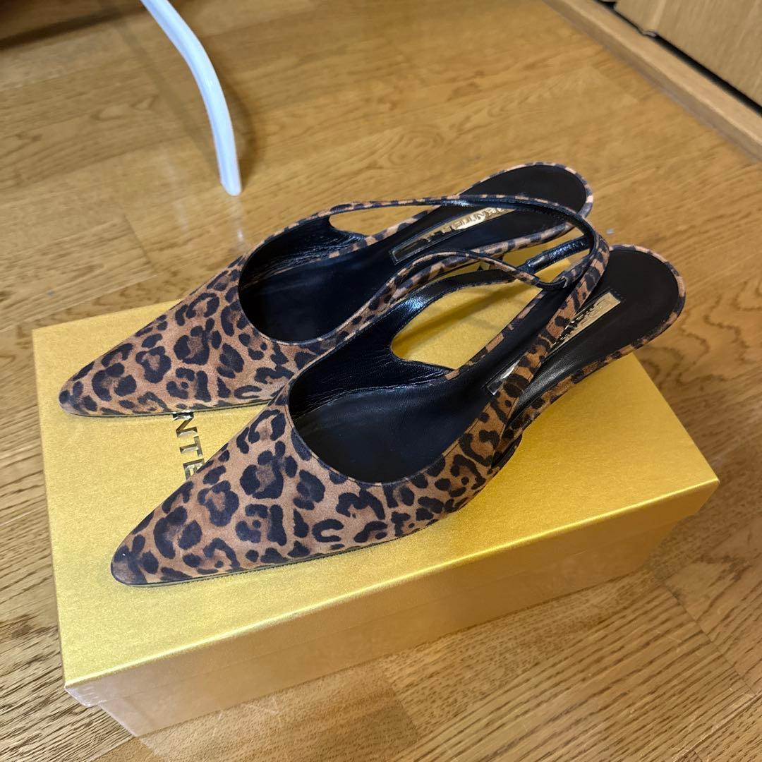 【数時間のみ使用】【BRENTELLA】AUDREY パンプス