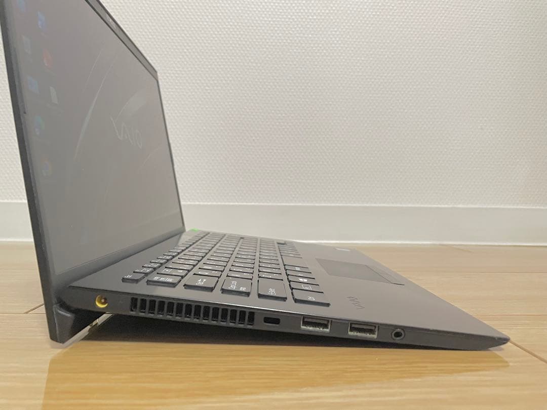 VAIO LTE対応 FHD液晶 Core i5-8265U 8GB SSD