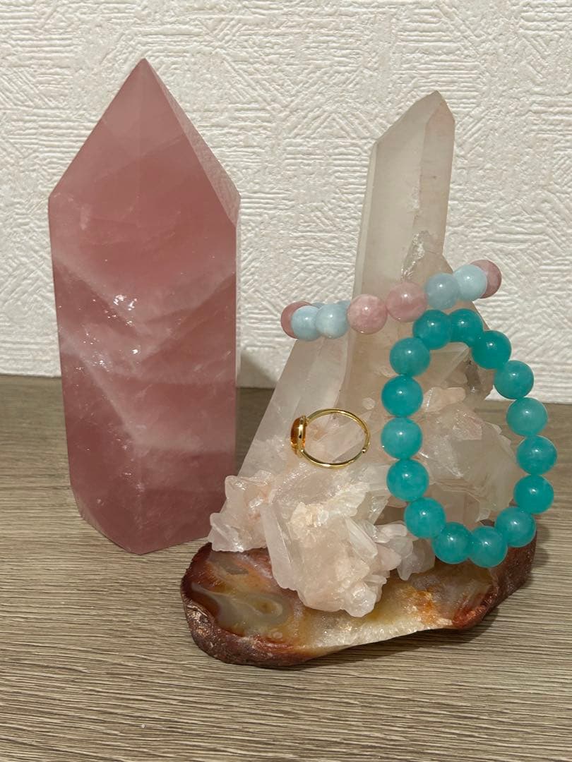 優しいピンクマニカラン水晶クラスター　 大きめサイズ