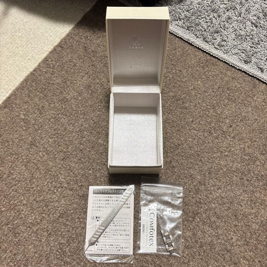 LUKIA 女性用クオーツ時計 SEIKO SSVN026