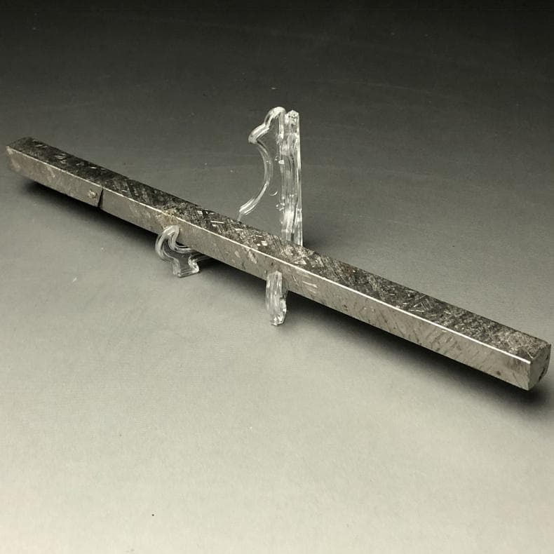 Y*O様 隕石 鉄隕石　アルタイ隕石　ナチュラル　原石　メテオライト 　重さ約8