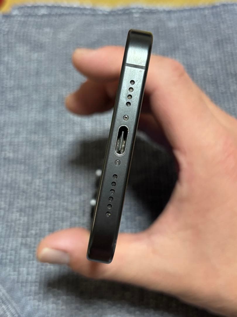 iPhone15 Pro Max 1TB 　US版　中古　シャッター音無し！