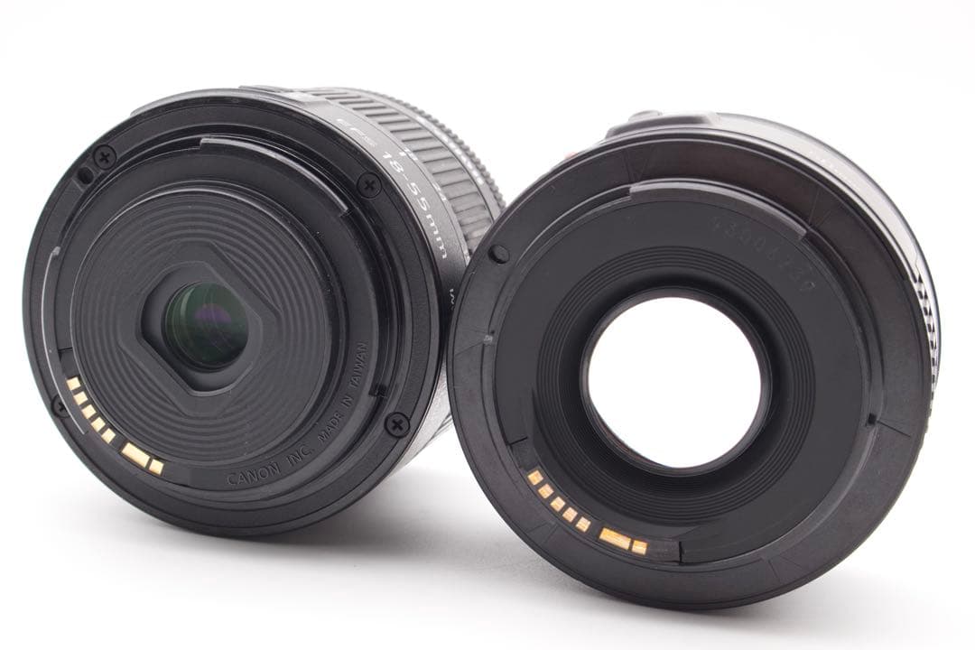 ゲリラセール❣️Canon EOS Kiss X10i Wレンズ　50mm単焦点