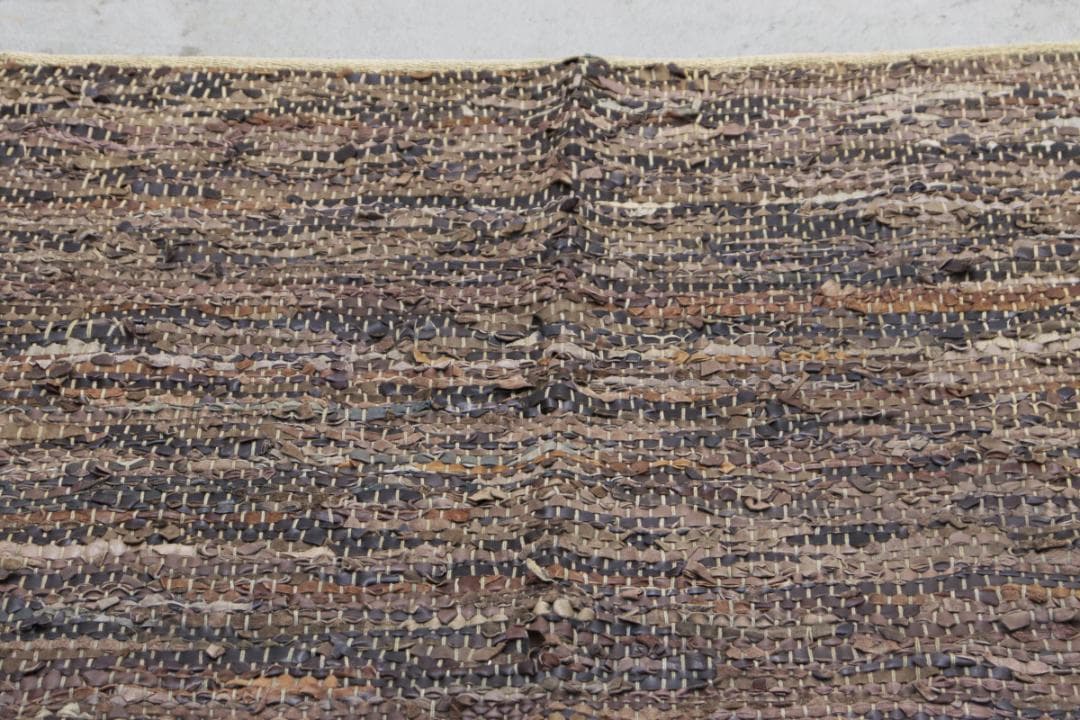 レザー 牛革 編み込み ラグ マット 絨毯 敷物 カーペット ヴィンテージ