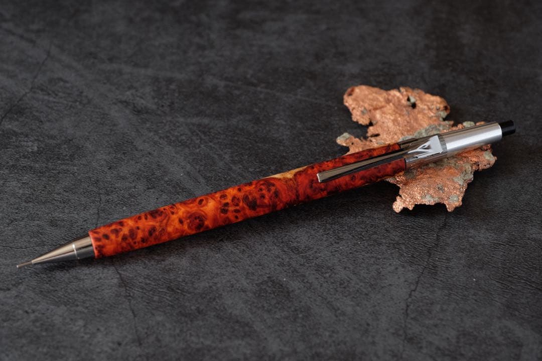 PG5木軸カスタム0170　高村杢工房製図用シャープペンシル　花梨瘤トリコロール