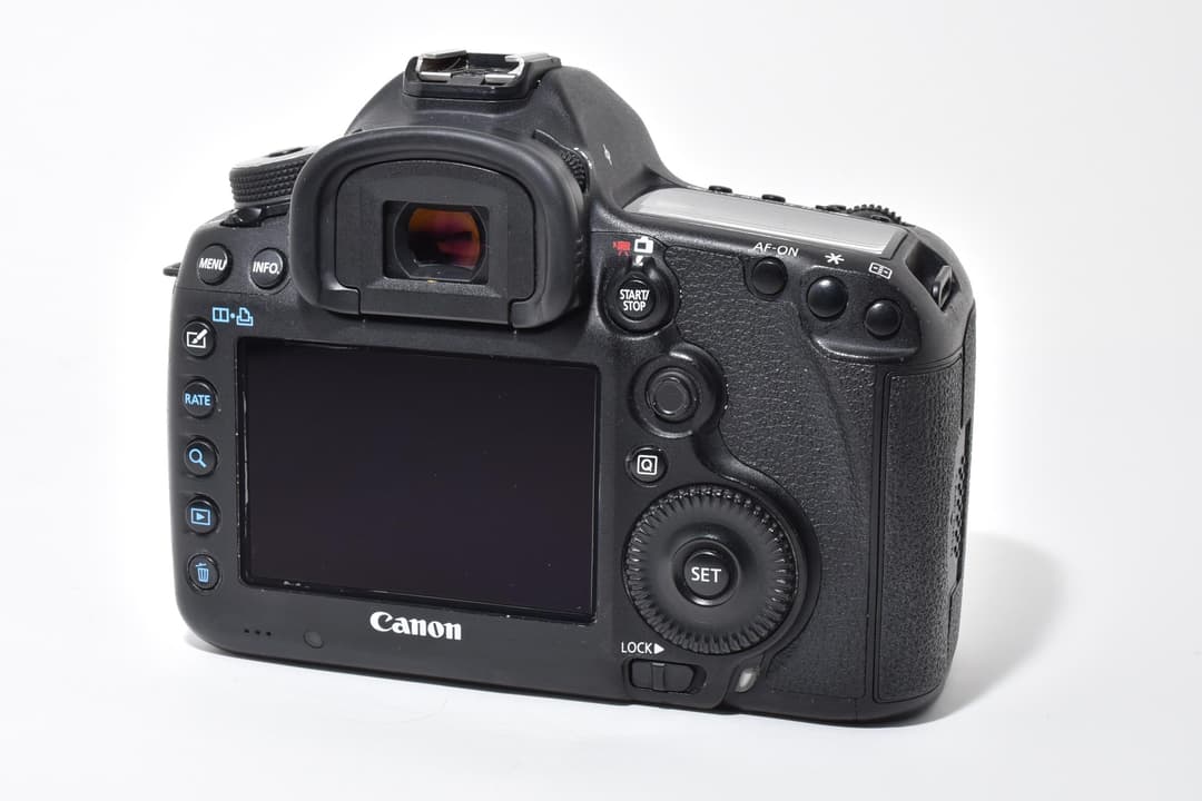 美品 Canon キャノン EOS 5D Mark III #9472