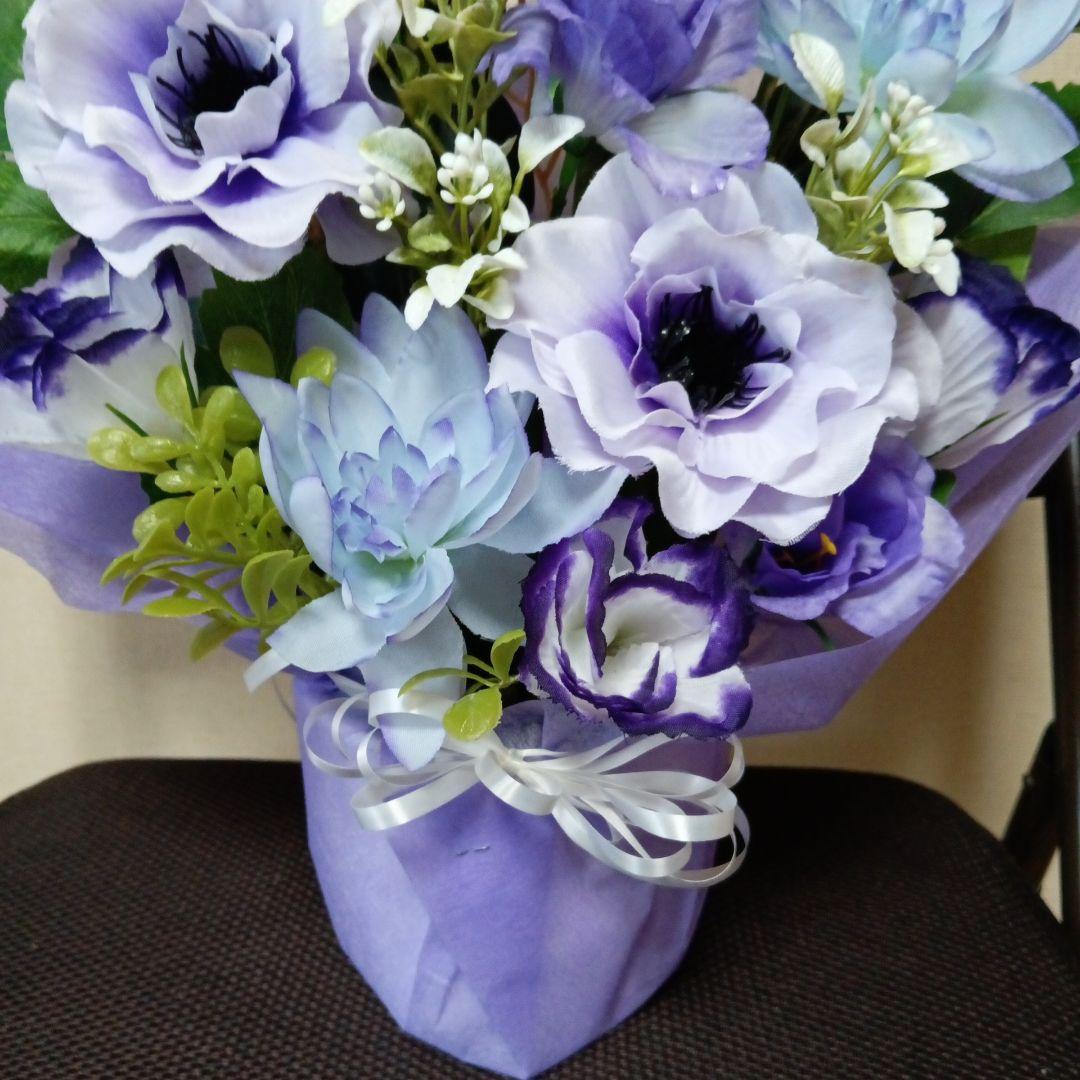 仏花、お供え花、薄紫アネモネ、トルコキキョウ