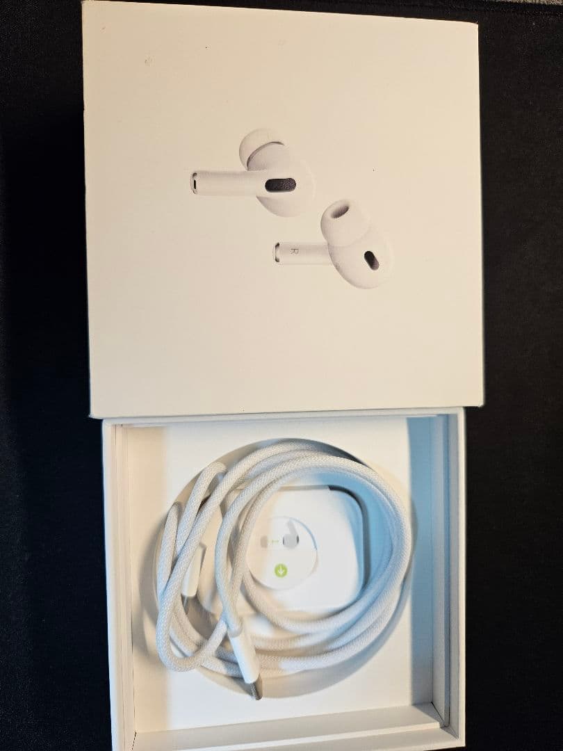 4*i様 AirPods Pro 2 (第2世代) USB-C 本体