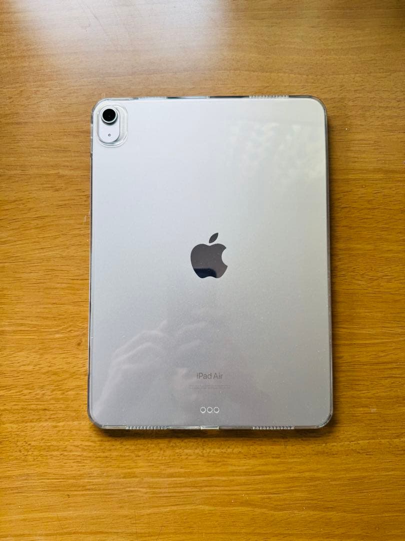 iPad Air 第5世代 M1 スターライト 美品 wifiモデル