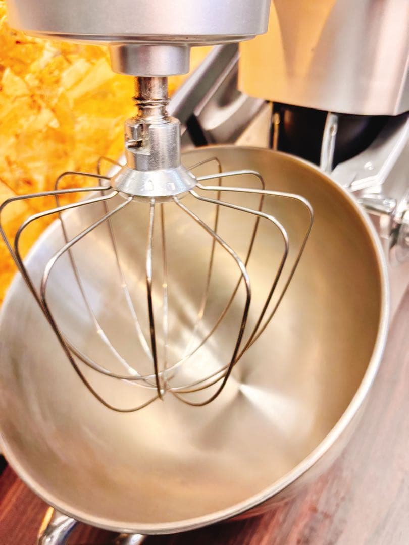 スタンドミキサー・卓上ミキサー・ステンレス製・8L