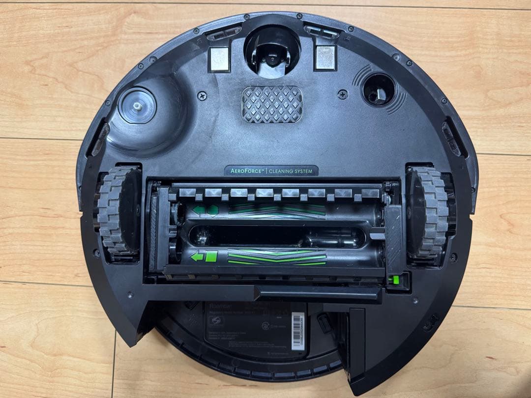 iRobot ルンバ i3+ I355060 自動ゴミ収集機　消耗品付き