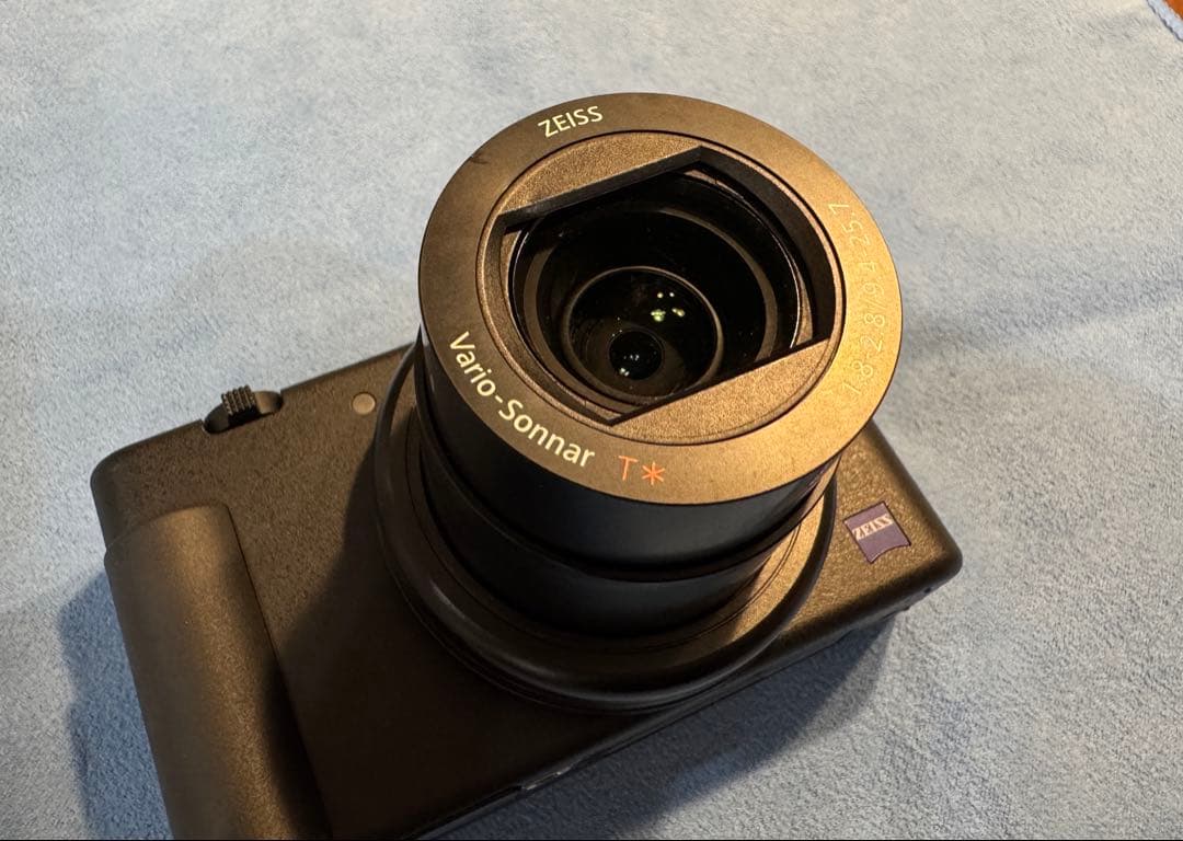 SONY VLOGCAM ZV-1（バッテリ6個、フレーム、充電器、ケース付）