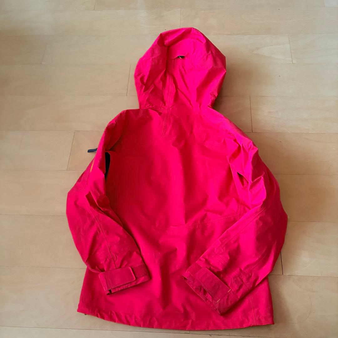 さ**様 ピークパフォーマンス スキーウェア レディースS 上下セット スノーボ