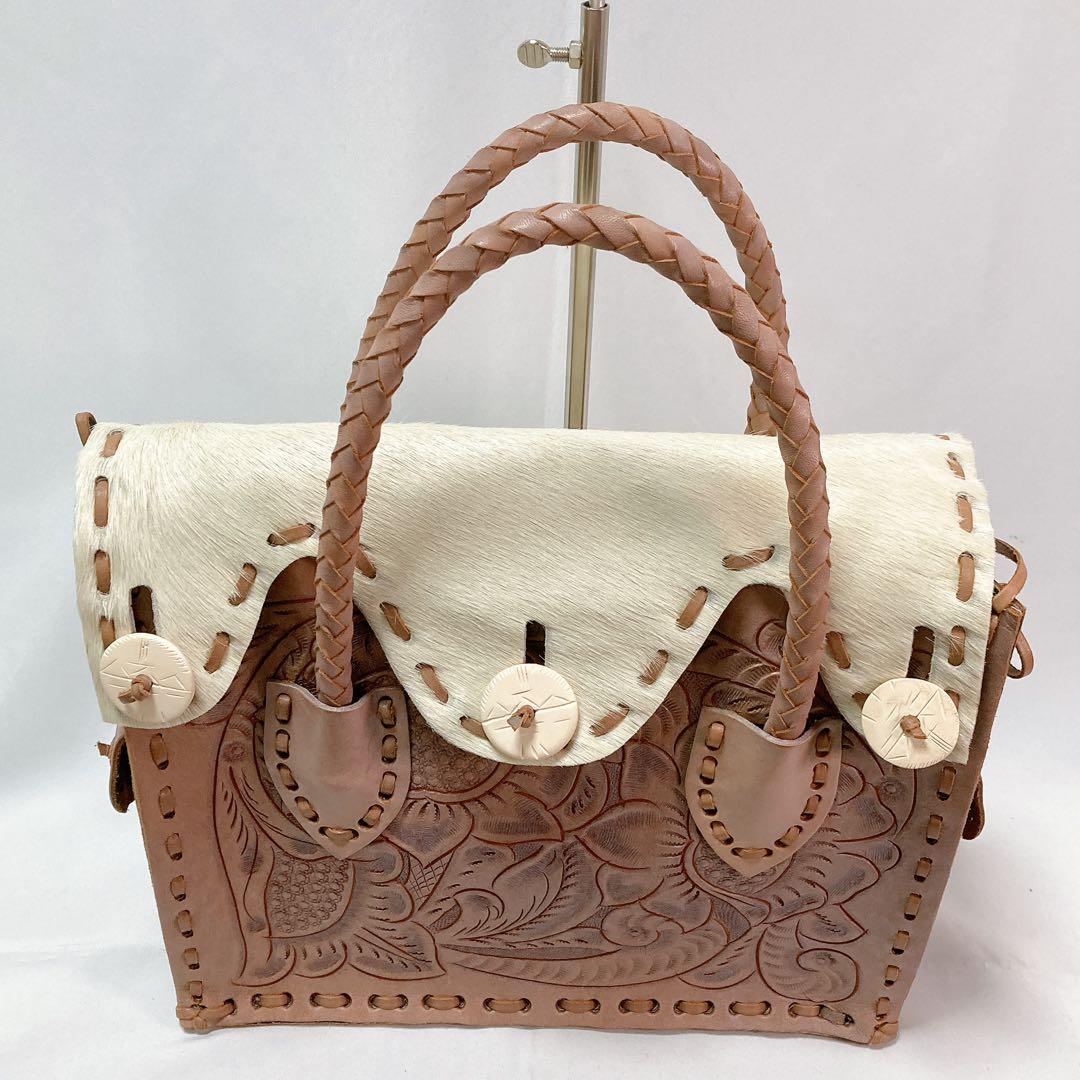 【美品】グレースコンチネンタル カービングトライブス Maestra ハラコ調