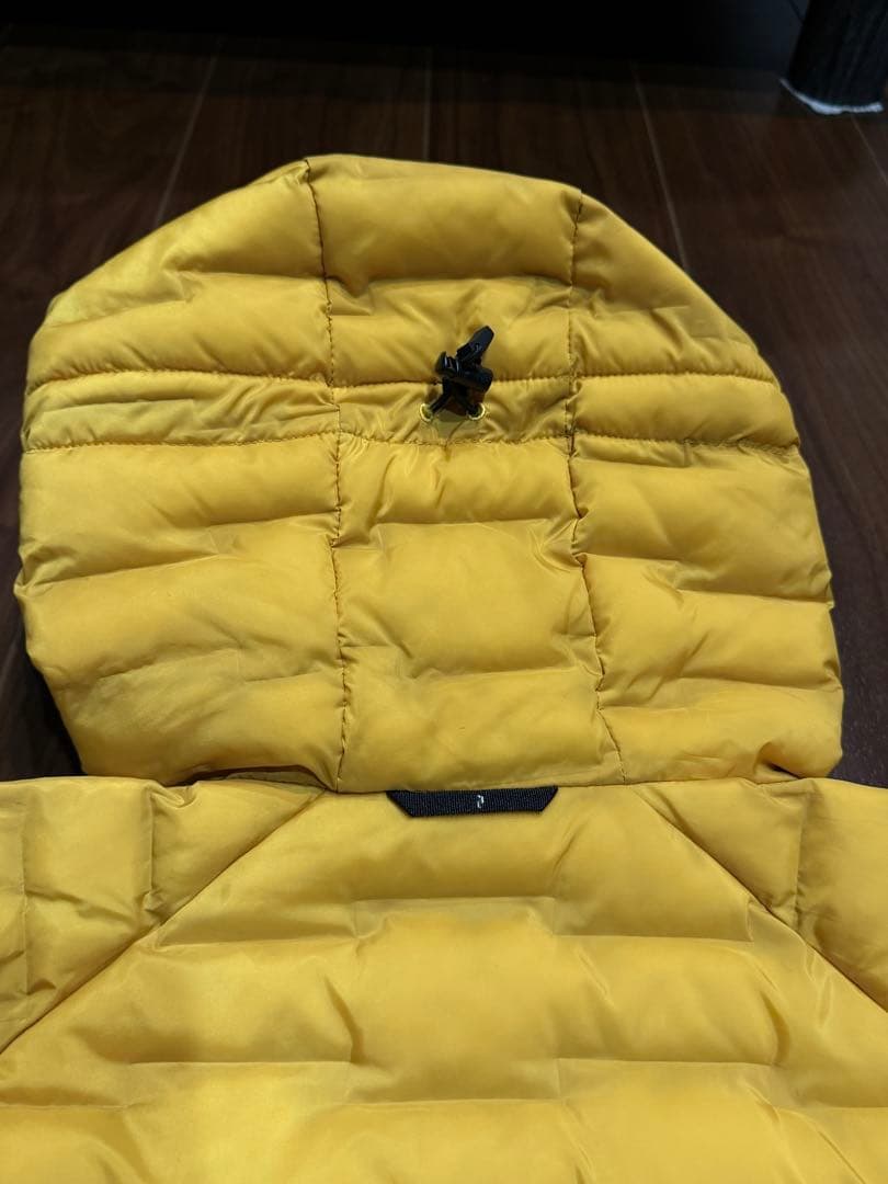 ピークパフォーマンス　アルゴン ライト フード ジャケット　M