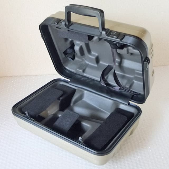 ヴィンテージ ソニー ビデオ8 カムコーダー用 ハードケース LC V814