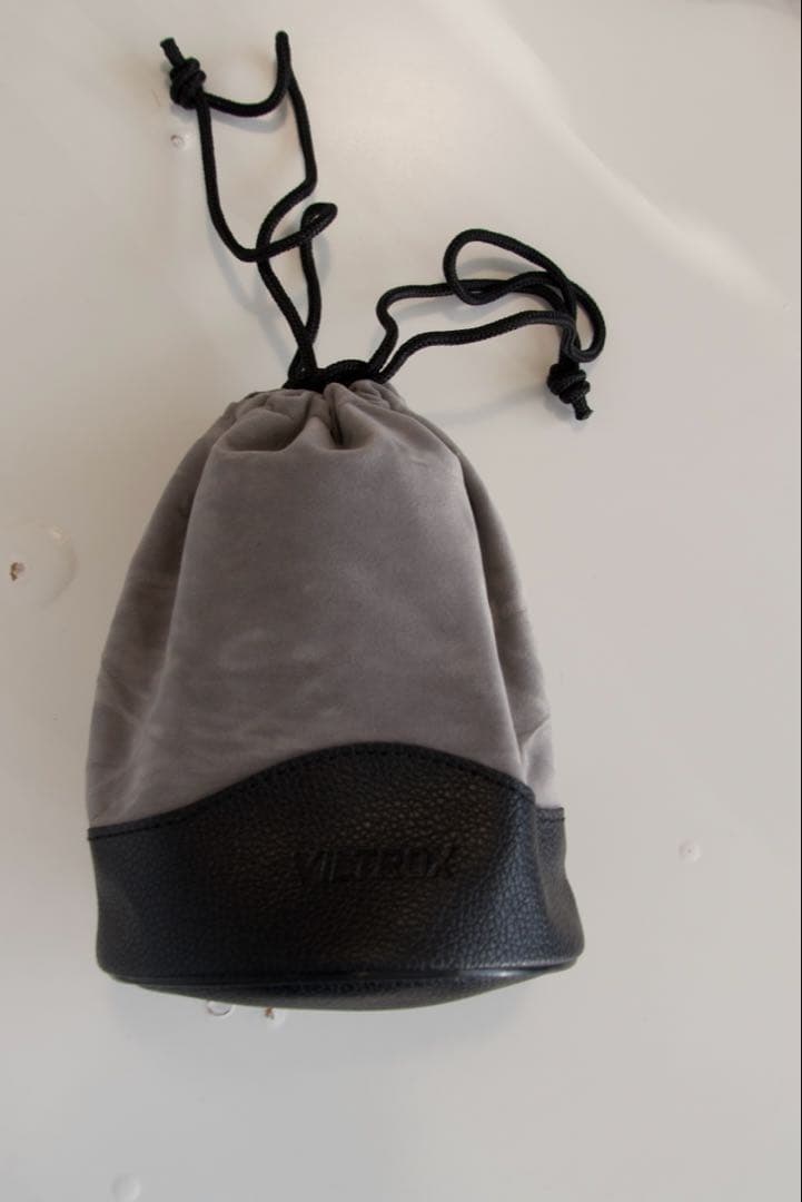 Viltrox AF 27mm F1.2 Pro 中望遠 単焦点レンズ