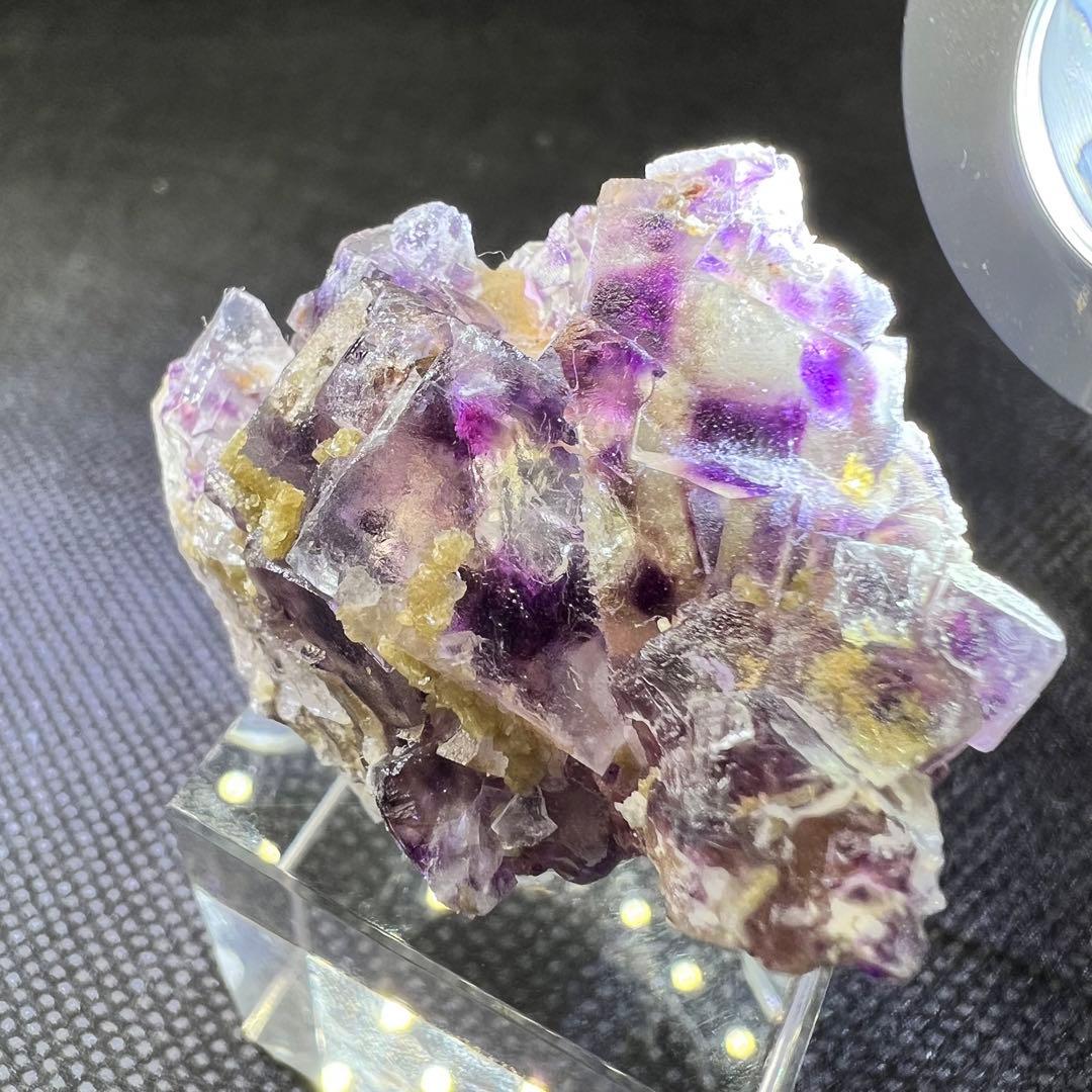 内モンゴル産　マルチカラーフローライト